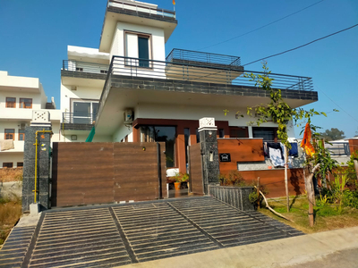 6 BHK House 5000 Sq.ft. for Sale in Sector 2 Rohtak