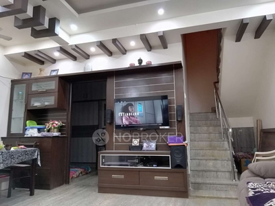 2 BHK House for Rent In 10th C Main Road