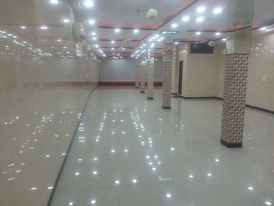 Showroom 2500 Sq.ft. for Rent in Mulund Colony,