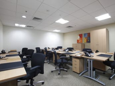 Business Center 1200 Sq.ft. for Rent in Thousand Lights, Chennai