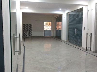 Showroom 400 Sq.ft. for Rent in