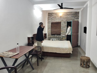 1 RK Flat for rent in Kalkaji, New Delhi - 300 Sqft