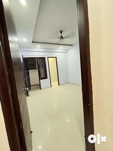 1 room semi furnished with washroom and kitchen