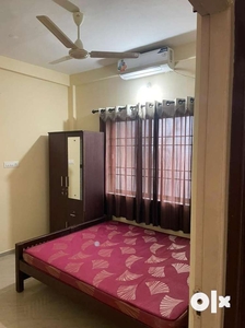 2 bhk AC fully furnished flat rent at Edaplly, Kakanad couple friendly