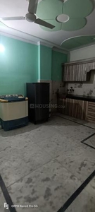2 BHK Flat for rent in Dwarka Mor, New Delhi - 500 Sqft
