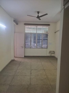 2 BHK Flat for rent in Patparganj, New Delhi - 1300 Sqft