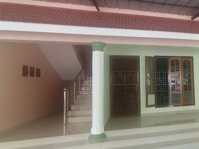 2 bhk house posen for rent tripunithura