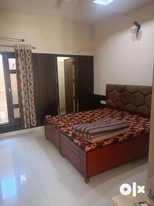 2BHK FULLY FURNISHED APARTMENT IN GATED SOCIETY (GROUND FLOOR)