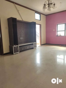 2bhk individual House good ventilation covered campus mowa