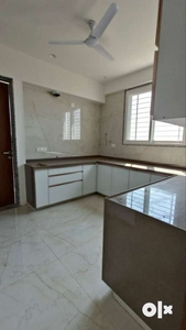 3 bhk semi furnished flat for rent at pipliyahana