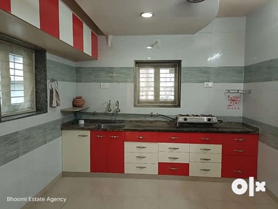 3 Bhk Spacious Semi furnished Duplex For Rent in Manjalpur