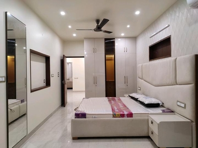 4 BHK Flat for rent in Vasant Kunj, New Delhi - 2500 Sqft