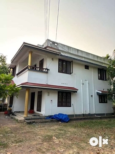 4BHK House for bachelors or family