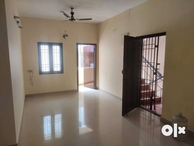 SPACIOUS TWO BEDROOM FLAT WITH BALCONY
