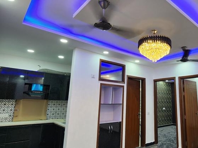 3 Bedroom 120 Sq.Yd. Builder Floor in Chattarpur Delhi