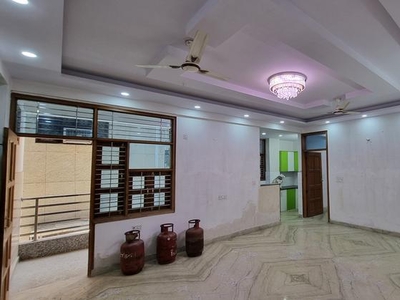 3 Bedroom 130 Sq.Yd. Builder Floor in Shalimar Garden Ghaziabad