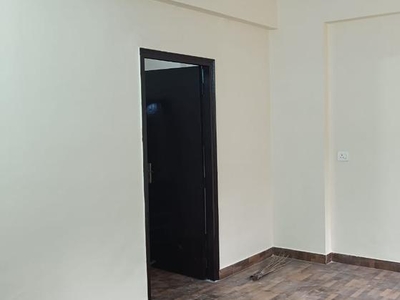5 Bedroom 180 Sq.Mt. Independent House in Sector 49 Noida