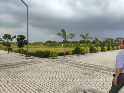 Residential Plot 303 Sq. Yards for Sale in