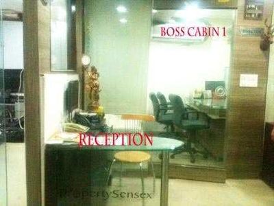 Office Space 1300 Sq.ft. for Rent in