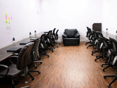 Office Space 1300 Sq.ft. for Rent in Thousand Lights, Chennai