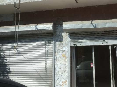 Commercial Shop 1900 Sq.ft. for Rent in