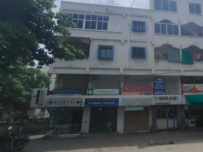 Commercial Shop 200 Sq.ft. for Rent in Amit Nagar, Vadodara