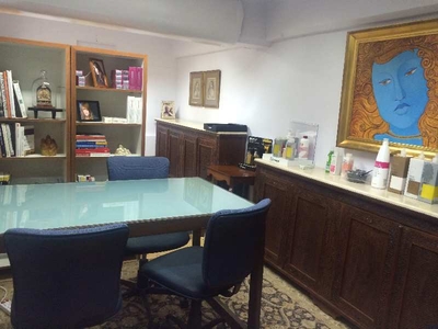 Office Space 220 Sq.ft. for Rent in