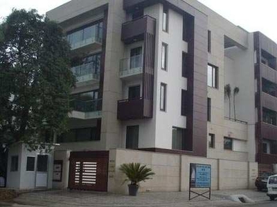 4 BHK Apartment 2400 Sq.ft. for Rent in