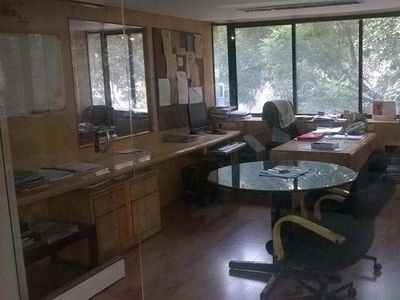 Office Space 655 Sq.ft. for Rent in