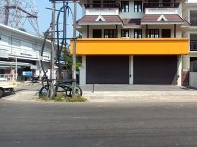 1800 Sq. ft Shop for rent in Kaloor, Kochi