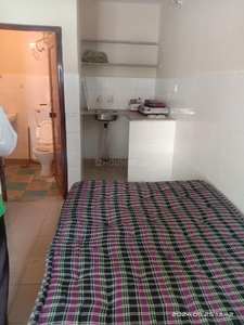 1 RK Flat for rent in Sector 28, Noida - 300 Sqft