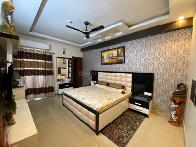 1695 sq ft 3 BHK 3T North facing Apartment for sale at Rs 1.59 crore in Paramount Floraville in Sector 137, Noida