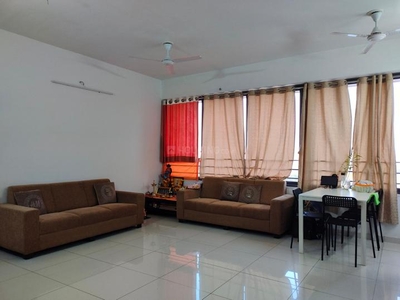 2 BHK Flat for rent in Tragad, Ahmedabad - 1500 Sqft