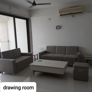 3 BHK Flat for rent in Vastrapur, Ahmedabad - 1665 Sqft