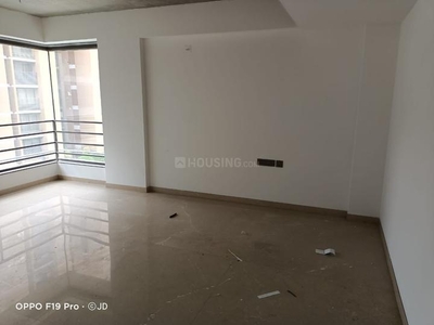 4 BHK Flat for rent in Bodakdev, Ahmedabad - 4675 Sqft