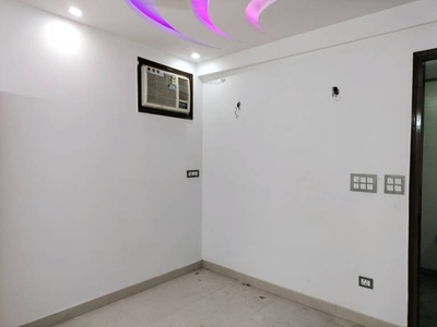 560 sq ft 2 BHK 2T East facing Apartment for sale at Rs 30.00 lacs in Project in Dwarka Mor, Delhi