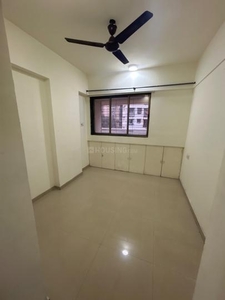 2 BHK Flat for rent in Ghatkopar East, Mumbai - 520 Sqft