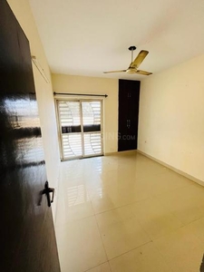3 BHK Flat for rent in Sector 81, Faridabad - 2475 Sqft