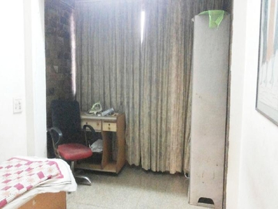 1 BHK Flat In Central Bank Housing Society for Rent In Vile Parle
