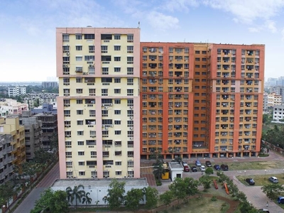 1350 sq ft 3 BHK 2T South facing Apartment for sale at Rs 85.00 lacs in NBCC Vibgyor Towers in New Town, Kolkata