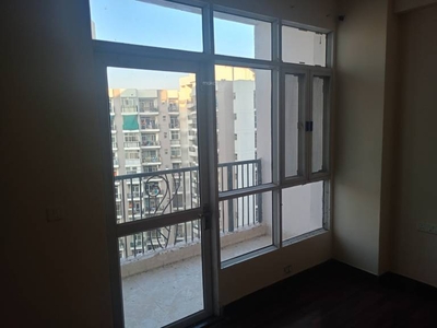 1385 sq ft 3 BHK 2T East facing Apartment for sale at Rs 1.35 crore in Prateek Wisteria in Sector 77, Noida