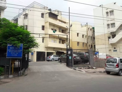2200 sq ft 3 BHK 3T South facing Apartment for sale at Rs 6.25 crore in Reputed Builder Gulmohar Enclave in Gautam Nagar, Delhi