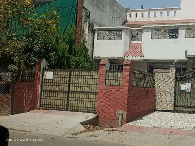 Houses , Villas , Plots for sale in Prime location Ratan Lal Nagar