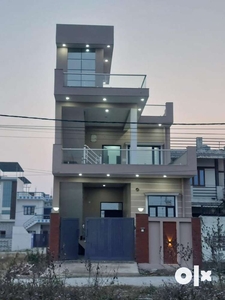 I am direct owner of the house 4bhk with balconies and modular kitchen
