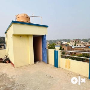 Sell 2 story building. 3 khatta land. Neamatpur Near Masjid