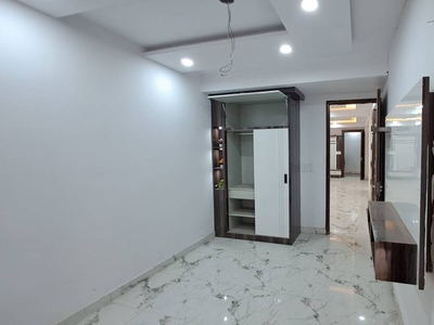 1400 sq ft 3 BHK 2T NorthEast facing Apartment for sale at Rs 46.00 lacs in Siwas Green Avenue in Sector 73, Noida