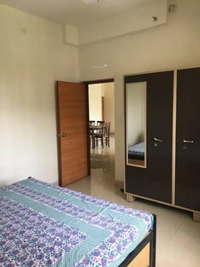 950 sq ft 2 BHK 2T Apartment for rent in Amanora Sterling Towers R4 at Hadapsar, Pune by Agent Arnav Properties