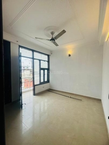 2 BHK Flat for rent in Freedom Fighters Enclave, New Delhi - 1000 Sqft
