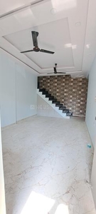 3 BHK Flat for rent in Vikaspuri, New Delhi - 1350 Sqft