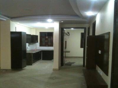 1500 sq ft 3 BHK 2T NorthEast facing Apartment for sale at Rs 44.00 lacs in SAP Homes in Sector 49, Noida